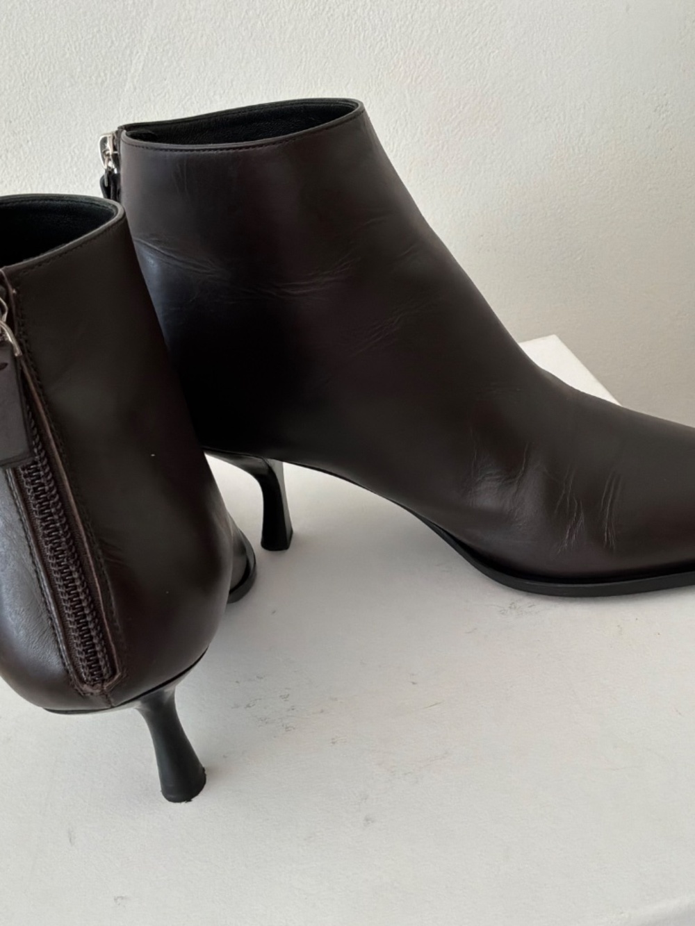THE ROW Coco dark brown leather boots - Picture 9 of 15